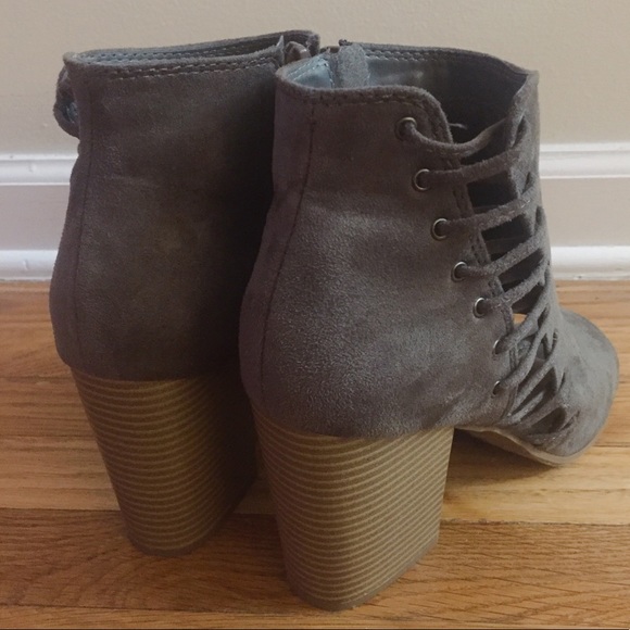 open toe booties - Picture 2 of 4